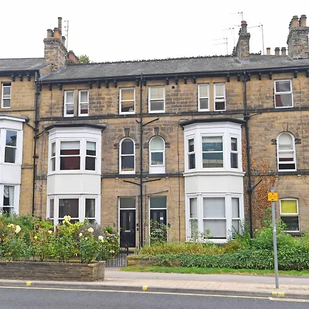 Self Catering -king's View-private Parking-overlooking H-c-c