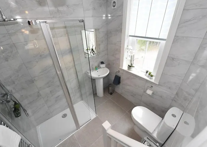 Appartement Self Catering -king's View-private Parking-overlooking H-c-c Harrogate