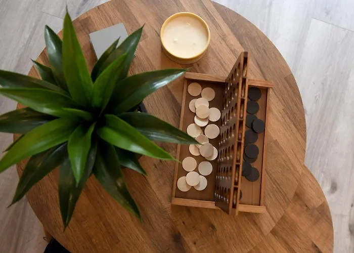 Self Catering -king's View-private Parking-overlooking H-c-c * Harrogate